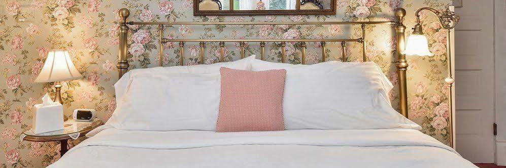 Harrison House Bed & Breakfast Naperville Extérieur photo