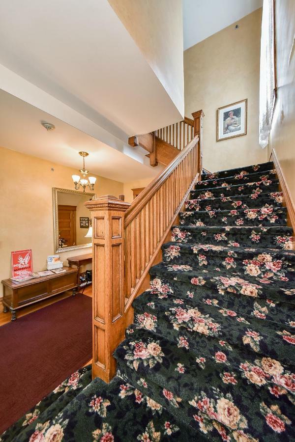 Harrison House Bed & Breakfast Naperville Extérieur photo